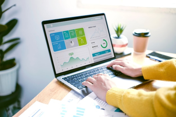 Какую CRM систему выбрать для стоматологии ?